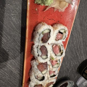 Sushi Song - Davie - Spicy Tuna Roll - Sushi Bars Near Me - Davie, Florida Sushi Song - Davie - Spicy Tuna Roll - Sushi Bars Near Me - Davie, Florida