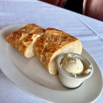 Scoma's Restaurant - Complimentary bread - Save this to dip with the Cioppino! - Seafood Near Me - San Francisco, California Scoma's Restaurant - Complimentary bread - Save this to dip with the Cioppino! - Seafood Near Me - San Francisco, California
