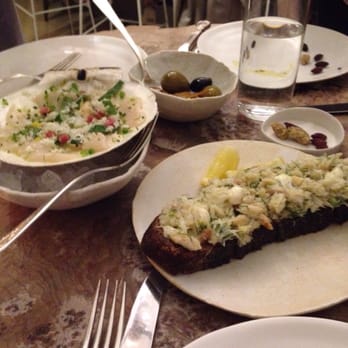 ABC Kitchen - Crab on toast, olives and raw sea scallops - Breakfast & Brunch Near Me - New York, New York