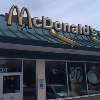 McDonald's - the front of the restaurant - Fast Food Near Me - Camden, South Carolina