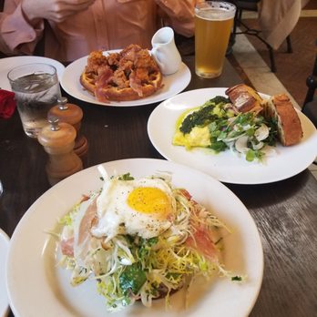AOC - Cocktail Bars Near Me - Los Angeles, California