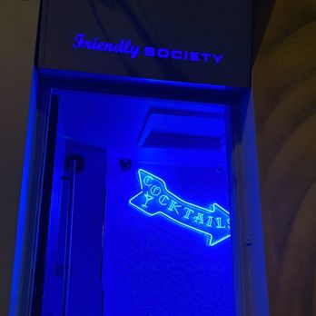 Friendly Society - Entrance - Pubs Near Me - London, XGL Friendly Society - Entrance - Pubs Near Me - London, XGL