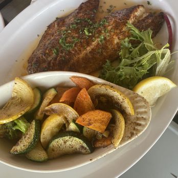 The Blue Crab Northshore - Blackened snapper w/ veggies - Seafood Near Me - Slidell, Louisiana
