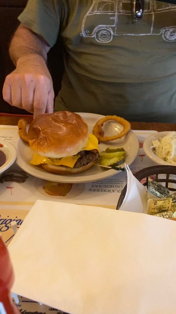 DUTCH PANTRY FAMILY RESTAURANTS Updated July 2024 217 Photos & 187