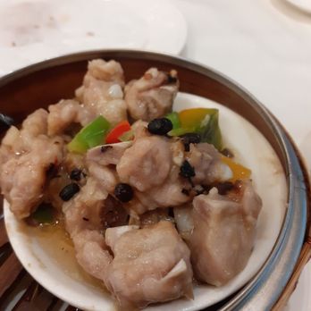 Yue Restaurant - Steamed spareribs - Seafood Near Me - Richmond, British Columbia