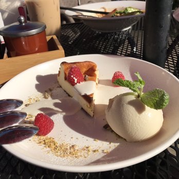 Umi Cafe - They make different desserts all the time, this is what they had this week. So good. Their ice cream is the perfect sweetness. - Bubble Tea Near Me - Issaquah, Washington