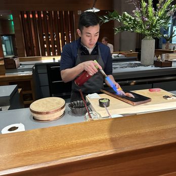Akikos - Sushi Bars Near Me - San Francisco, California