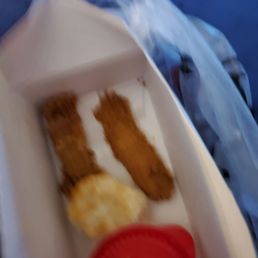 Only 2 chicken strips when ordered 4. Only 2 chicken strips when ordered 4.