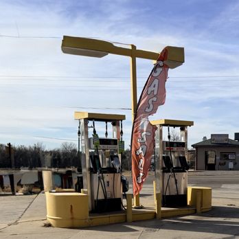 Family Discount - Pumps. - Convenience Stores Near Me - Choctaw, Oklahoma Family Discount - Pumps. - Convenience Stores Near Me - Choctaw, Oklahoma