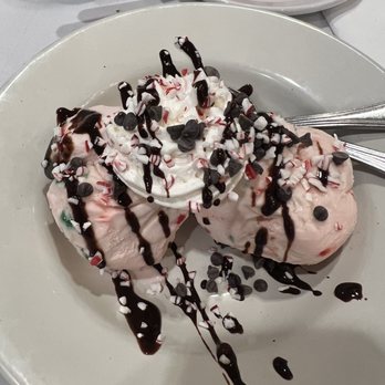 Pbody's - peppermint ice cream - Burgers Near Me - Clarksville, Tennessee Pbody's - peppermint ice cream - Burgers Near Me - Clarksville, Tennessee