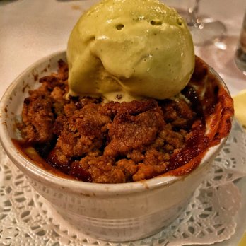 FIG - Peach crust - New American Near Me - Charleston, South Carolina FIG - Peach crust - New American Near Me - Charleston, South Carolina