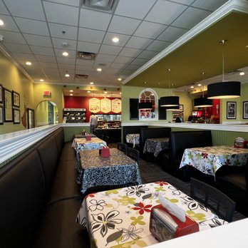 Chicken Salad Chick - View of the dining area. - Southern Near Me - Dunwoody, Georgia Chicken Salad Chick - View of the dining area. - Southern Near Me - Dunwoody, Georgia