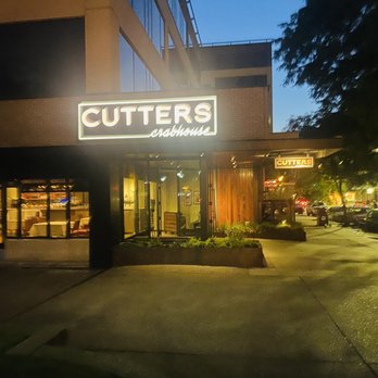 Cutters Crabhouse - Seafood Near Me - Seattle, Washington Cutters Crabhouse - Seafood Near Me - Seattle, Washington