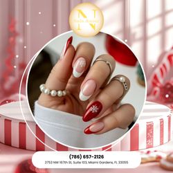 Nails Amour
