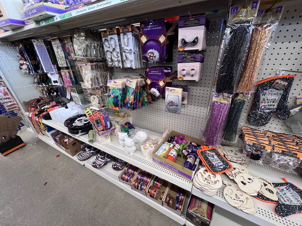 DOLLAR TREE Updated July 2024 601 W Milwaukee St, Janesville