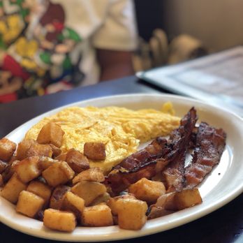 Eggs 'n Things - Breakfast & Brunch Near Me - Honolulu, Hawaii