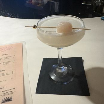 Nosso - P star martini - Cocktail Bars Near Me - Oakland, California