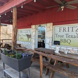 Fritze's BBQ & Catering - Outdoor seating