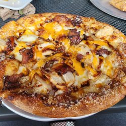 Mellow Mushroom Murrells Inlet - BQQ chicken pizza