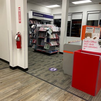 FedEx Office Print & Ship Center - Shipping Centers Near Me - Lees Summit, Missouri FedEx Office Print & Ship Center - Shipping Centers Near Me - Lees Summit, Missouri