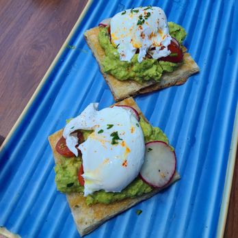 Makers Union - Smashed Avocado Toast - New American Near Me - Washington, DC, District of Columbia