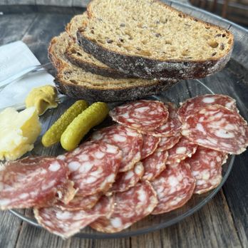Ordinaire - Wine Bars Near Me - Oakland, California Ordinaire - Wine Bars Near Me - Oakland, California