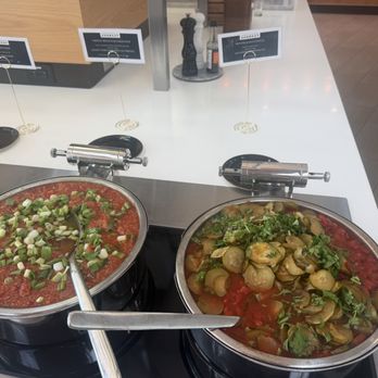 Aspire Transborder US Lounge - Lounge food - Airport Lounges Near Me - Calgary, Alberta