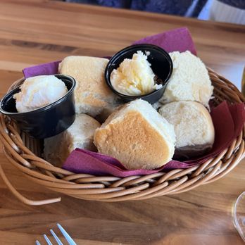 The Chart Room - Bread basket that we had to pay for - Seafood Near Me - Bar Harbor, Maine