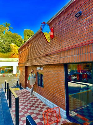 Doughbriks Pizza by null