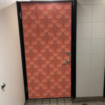 Beer Lab HI - The Bathroom - Breweries Near Me - Aiea, Hawaii Beer Lab HI - The Bathroom - Breweries Near Me - Aiea, Hawaii