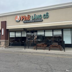 Pho Lang Co - The restaurant exterior