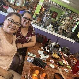 Yummy casuelitas with the ladies