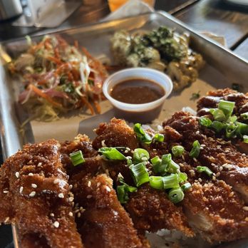 Common Theory - Chicken Kastsu Plate - Gastropubs Near Me - San Diego, California