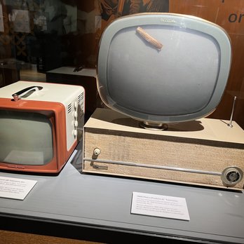 National Blues Museum - Vintage televisions showcased in the museum - Music Venues Near Me - Saint Louis, Missouri