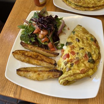 Verde on Smith - Italian omelette mama Mia!! - Italian Near Me - Brooklyn, New York Verde on Smith - Italian omelette mama Mia!! - Italian Near Me - Brooklyn, New York