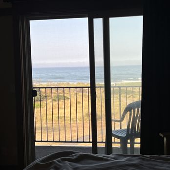 Beachfront Inn - Hotels Near Me - Brookings, Oregon Beachfront Inn - Hotels Near Me - Brookings, Oregon