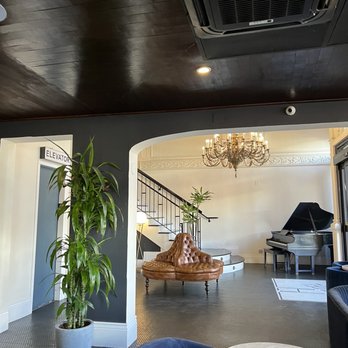 H Cafe - Breakfast & Brunch Near Me - Los Angeles, California H Cafe - Breakfast & Brunch Near Me - Los Angeles, California