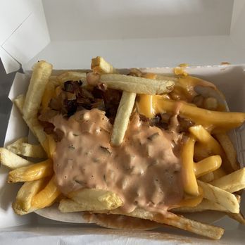 In-N-Out Burger - Animal Fries - Burgers Near Me - Alameda, California In-N-Out Burger - Animal Fries - Burgers Near Me - Alameda, California