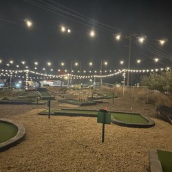 Goosetown Racquet & Health Club - Goosetown night golf