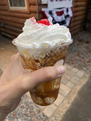 Log Cabin Ice Cream by null