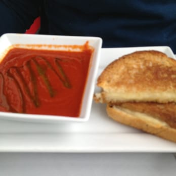 Robert - Tomato soup and grilled cheese - New American Near Me - New York, New York