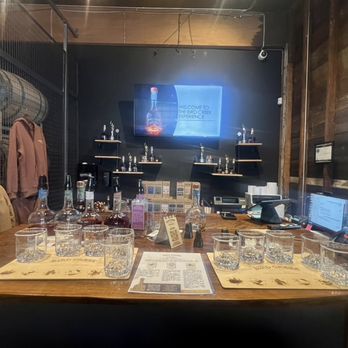 Bird Creek Distillery - Beer, Wine & Spirits Near Me - Portland, Oregon Bird Creek Distillery - Beer, Wine & Spirits Near Me - Portland, Oregon