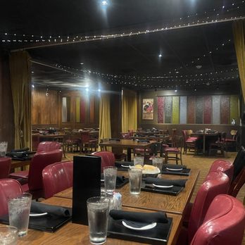 Pete & Sam's Restaurant - Seating - Italian Near Me - Memphis, Tennessee Pete & Sam's Restaurant - Seating - Italian Near Me - Memphis, Tennessee