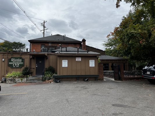 Plank's Bier Garten by null