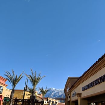 Desert Hills Premium Outlets - Shopping Centers Near Me - Cabazon, California