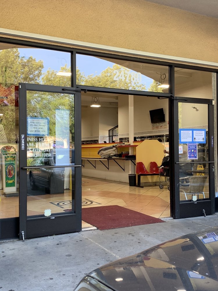 LEE’S LAUNDROMAT Updated May 2024 82 Photos & 145 Reviews 24790