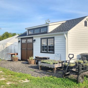 Under the Stars Farm - Gift Shop - Pick Your Own Farms Near Me - Gloucester, Virginia Under the Stars Farm - Gift Shop - Pick Your Own Farms Near Me - Gloucester, Virginia