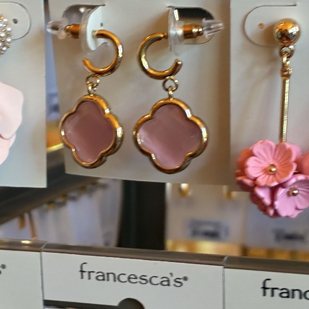 Francesca's - Women's Clothing Near Me - Lafayette, California
