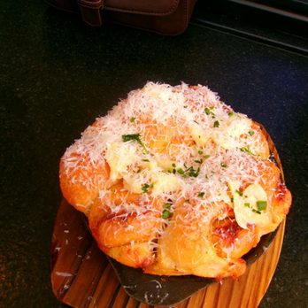 Truly Pizza - Garlic Pull Apart Bread - Pizza Near Me - Dana Point, California Truly Pizza - Garlic Pull Apart Bread - Pizza Near Me - Dana Point, California