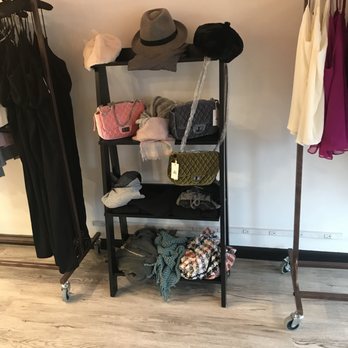 Vanity Box Boutique - Come shop in the boutique - Skin Care Near Me - Pittsburgh, Pennsylvania Vanity Box Boutique - Come shop in the boutique - Skin Care Near Me - Pittsburgh, Pennsylvania